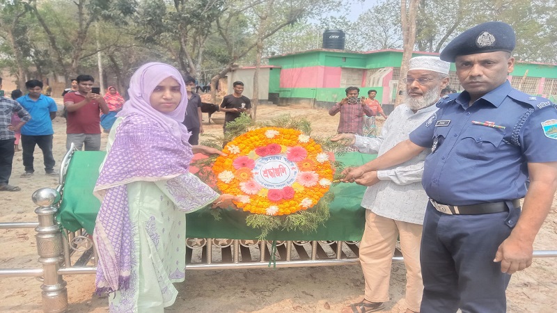 নাচোলে বীর মুক্তিযোদ্ধা আমিন হেমব্রমের ইহজগৎ ত্যাগ,রাষ্ট্রীয় মর্যাদায় শেষকৃত্য